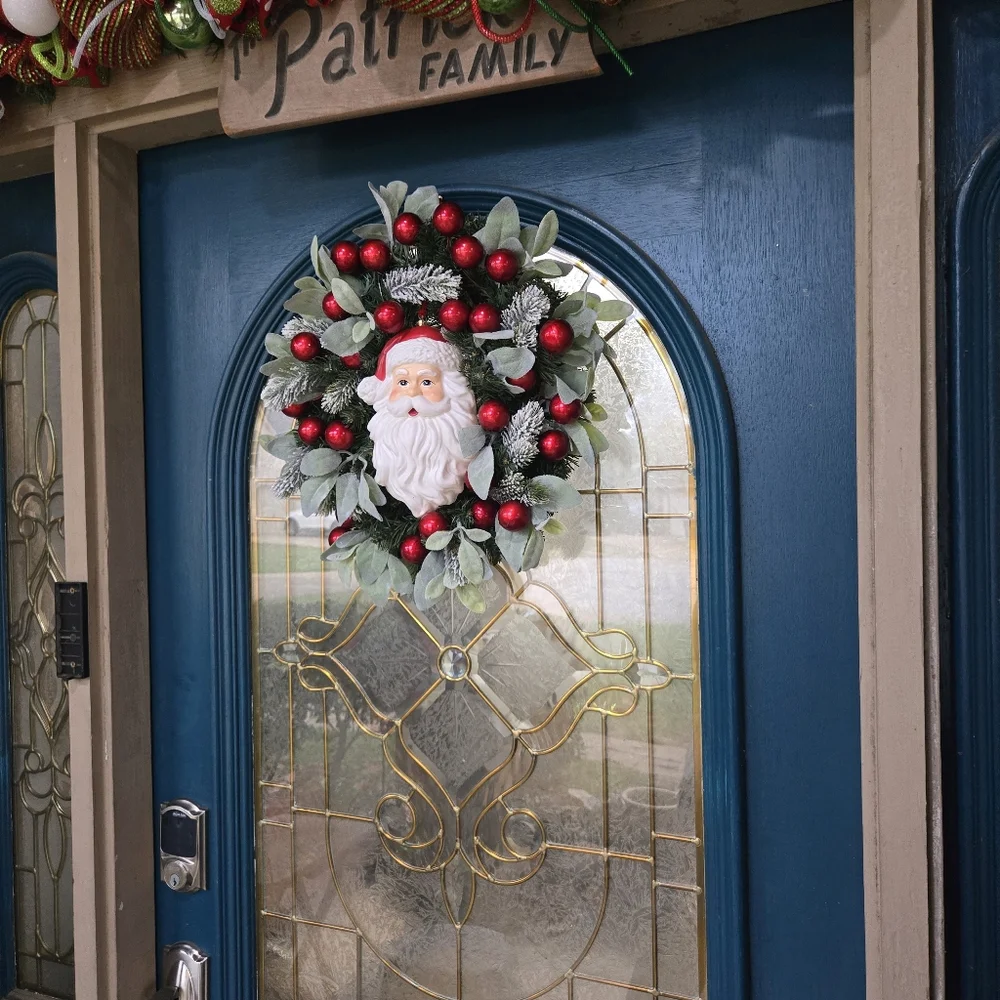 Small Santa Christmas Wreath